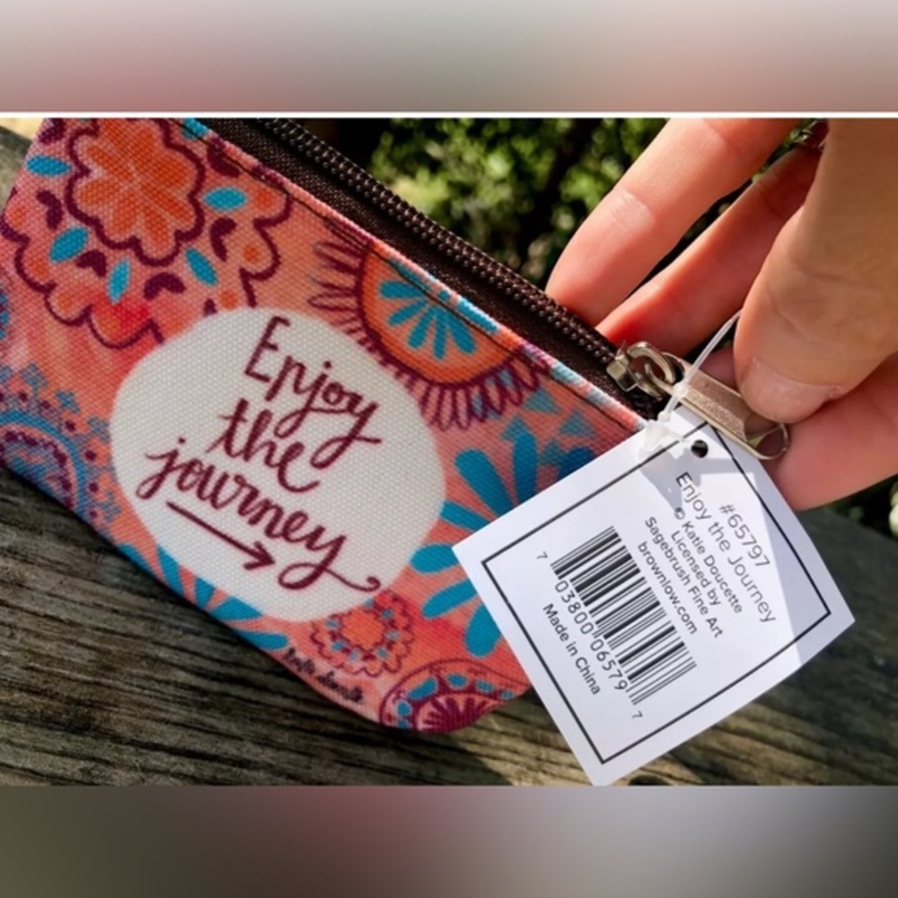 Enjoy The Journey ID Coin Purse Keyring Keychain NWT!​​